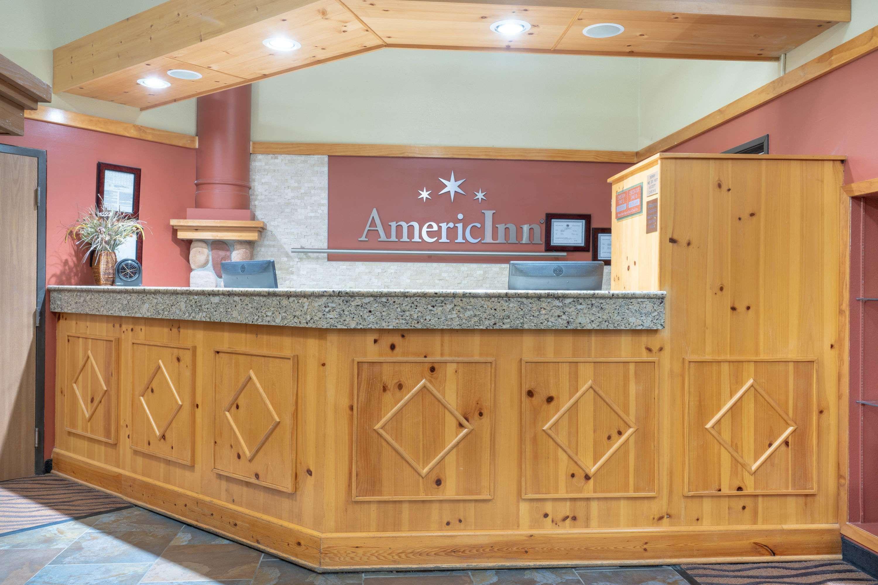 Americinn By Wyndham Rogers Εξωτερικό φωτογραφία